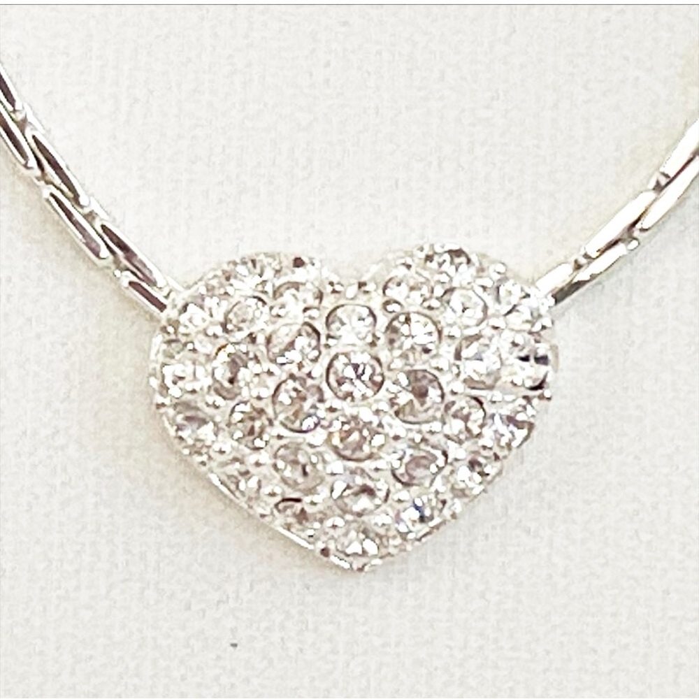 SWAROVSKI Crystal Modern Silver Necklace Heart Pendant 16 in - Picture 5 of 11
